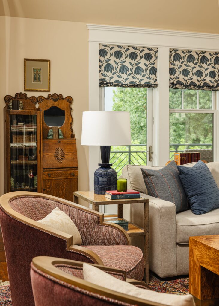 How Do You Mix Antiques With New Furniture?
