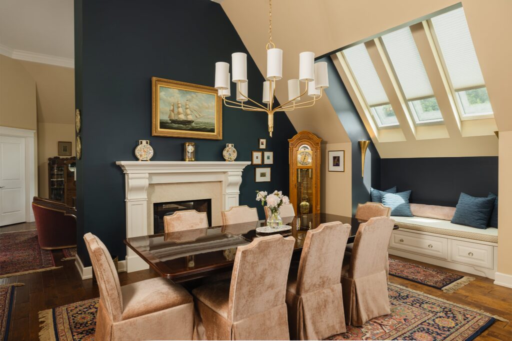third floor dining room